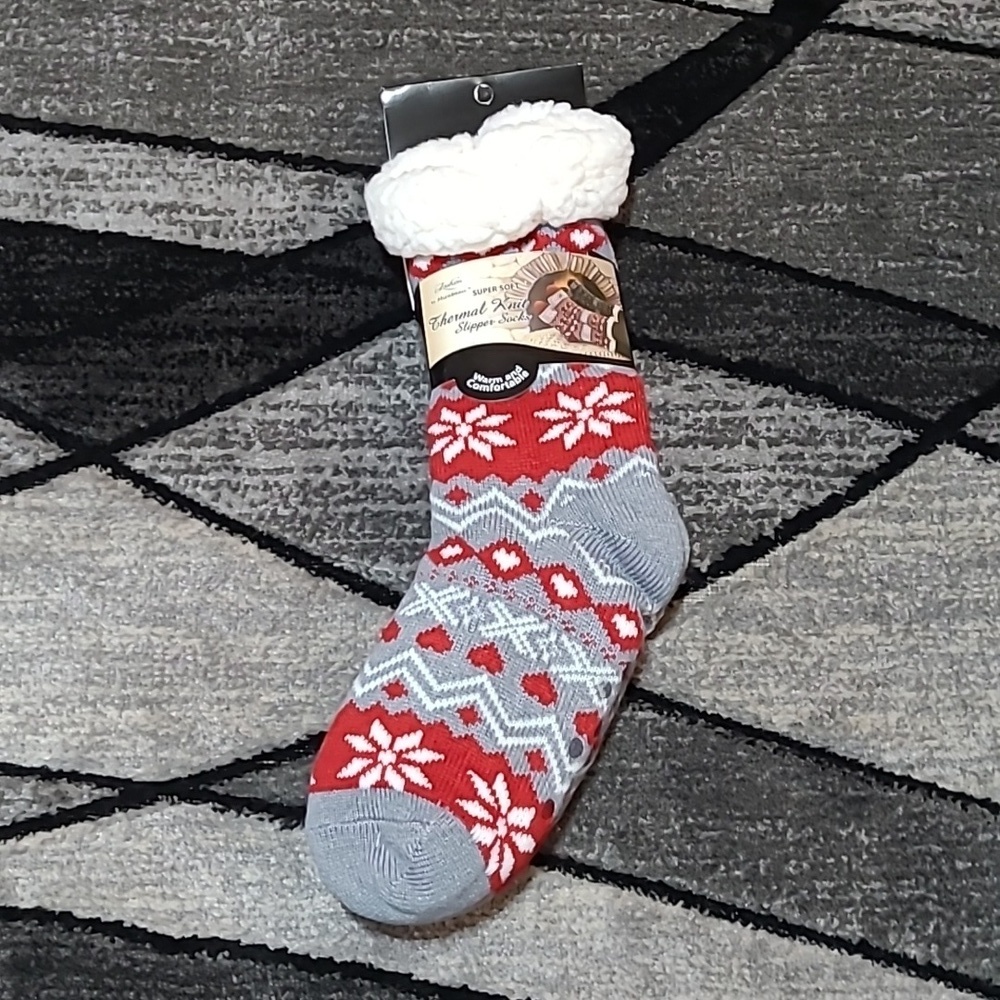 FASHION BY MIRABEAU SUPER SOFT SHERPA THERMAL KNIT SLIPPER SOCKS PRICE FIRM